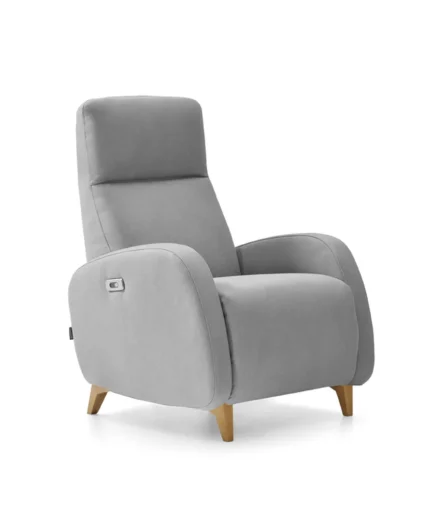 Sillón reclinable Tribeca con reposapiernas, cabezal ajustable, asiento continuo y opciones eléctricas con uno o dos motores.