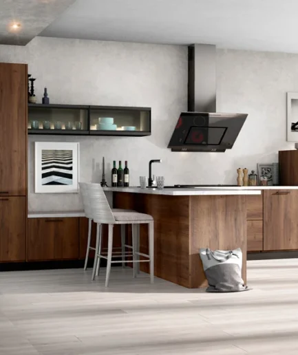 Cocina Sil Halifax Tabaco laminada de 19 mm en concepto abierto, con tonos neutros, diseño moderno y acabados en madera natural.
