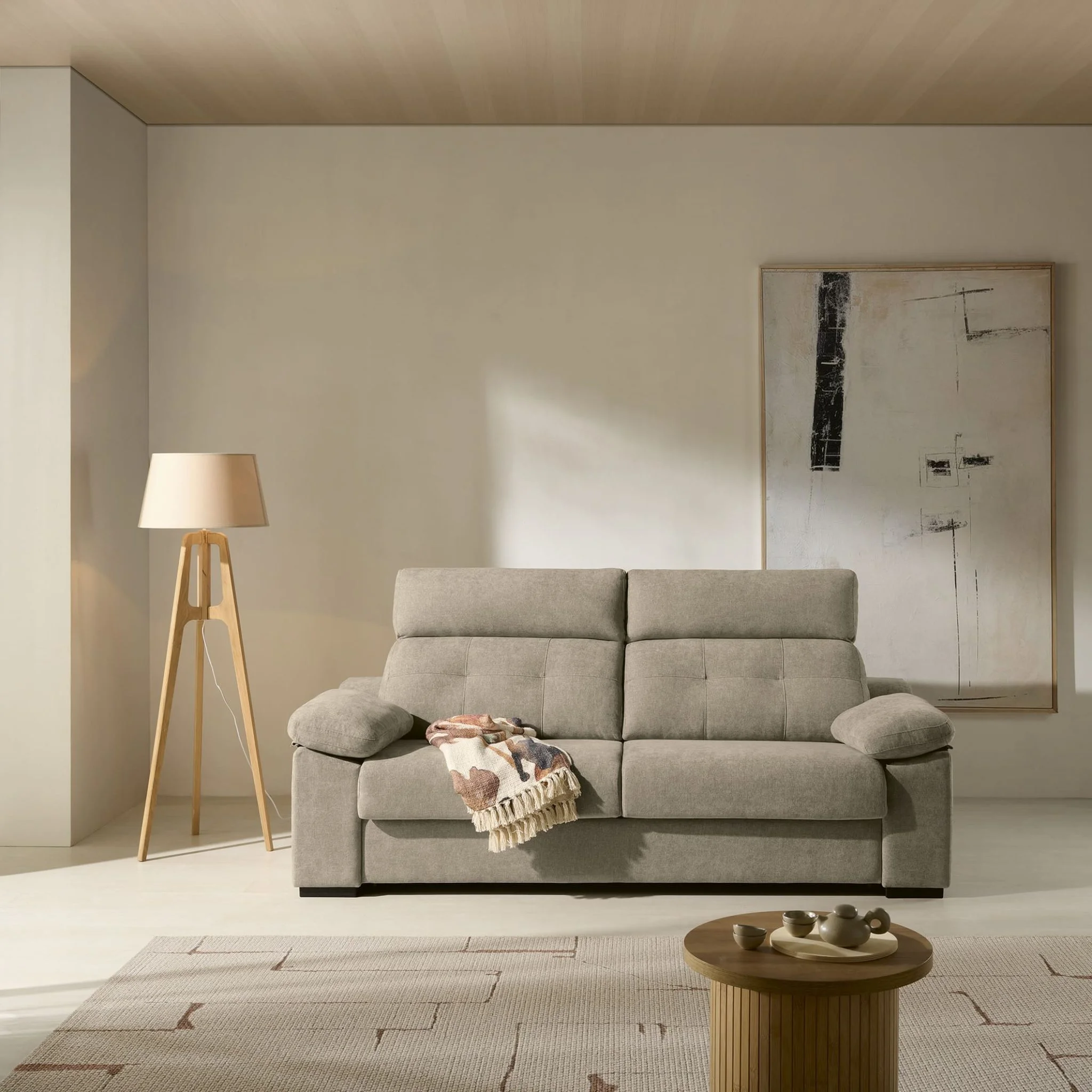 KATA-01-copia-2048x2048 Sofá cama Kata Express con mecanismo italiano, colchón de 14 cm, brazos acolchados y opción de brazo recto.