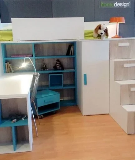 Dormitorio Tren Tegar con cama superior, armario, estudio y escalera con cajones
